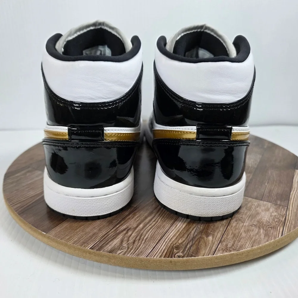 Jordan Air Jordan 1 Mid SE Mens 9.5 White Black Metallic Gold 852542-007